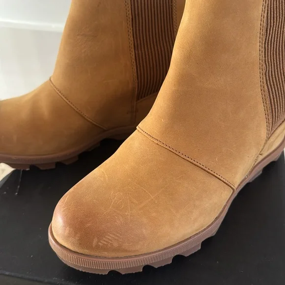Sorel Joan of Arctic™ Wedge II Chelsea Boot Camel Brown - Picture 11 of 16